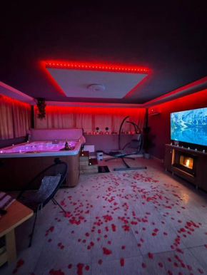Jacuzzi Home